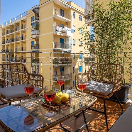 Surya House - Elegant Apartment In Сорренто Экстерьер фото
