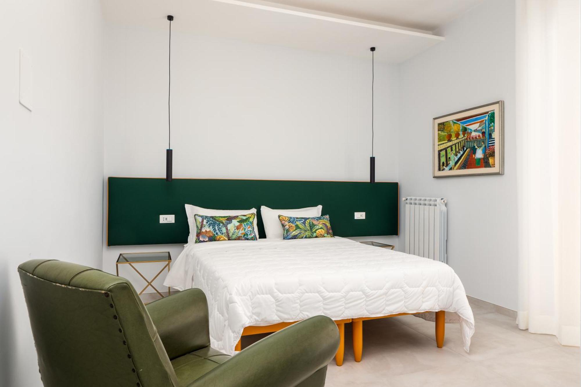Surya House - Elegant Apartment In Сорренто Экстерьер фото