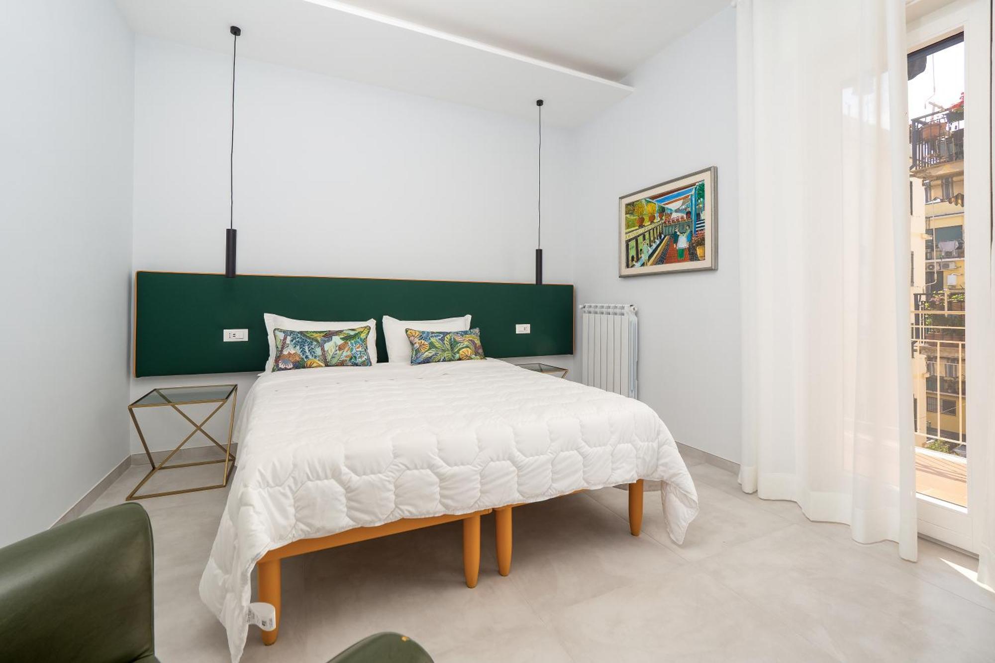 Surya House - Elegant Apartment In Сорренто Экстерьер фото